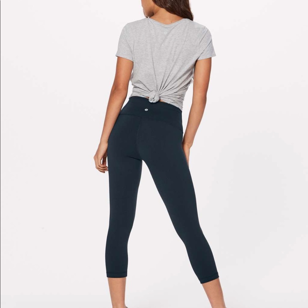 Lululemon Wunder Under Crop Hi rise Sz 4